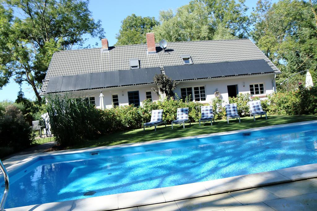 Haus West Villa Mechelsdorf Bagian luar foto